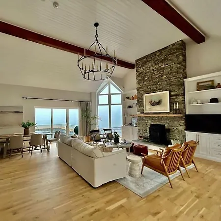 Holiday home St Finian's Bay Hideaway *